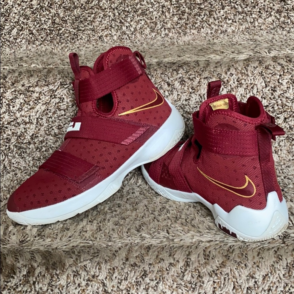 Nike Lebron Soldier 10- size 7Y